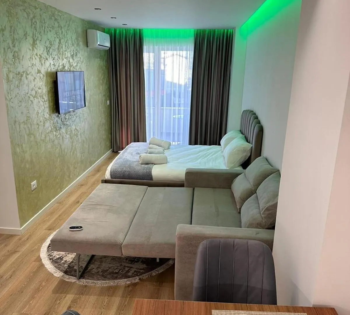 Luxury Apartment Tirana 0*,  Albania