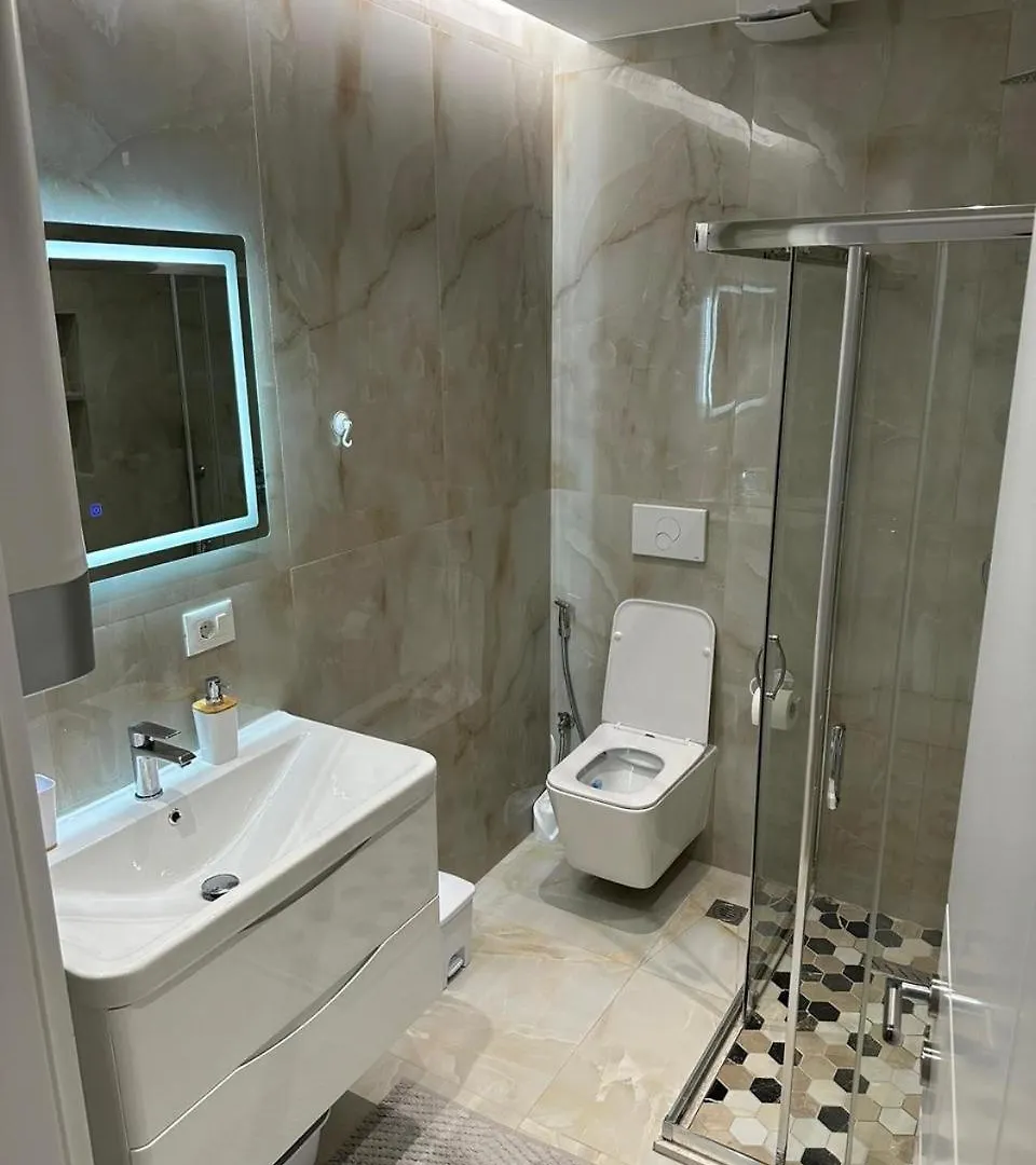 Luxury Apartment Tiran