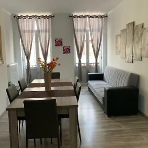 Modern Second Floor Apartment Brussels